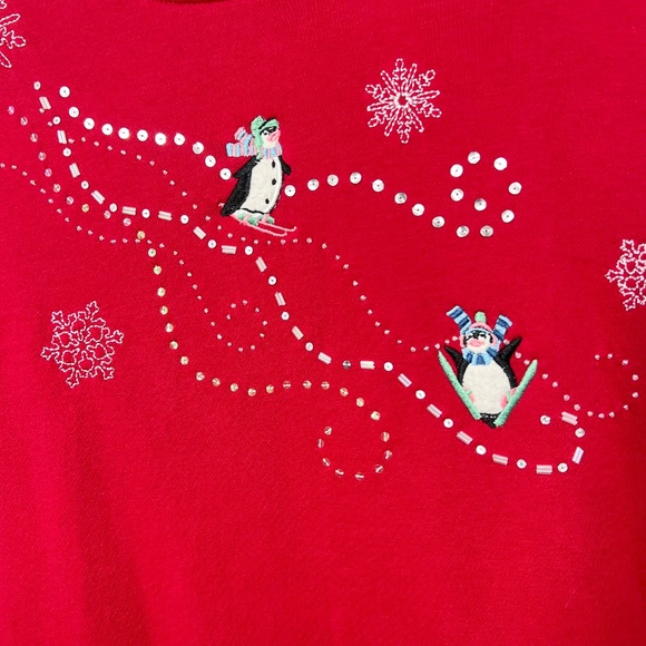 🎄|•SHENANIGAN'S•| Winter Christmas Holiday Embroidered Skiing Penguin Scene - Picture 3 of 4